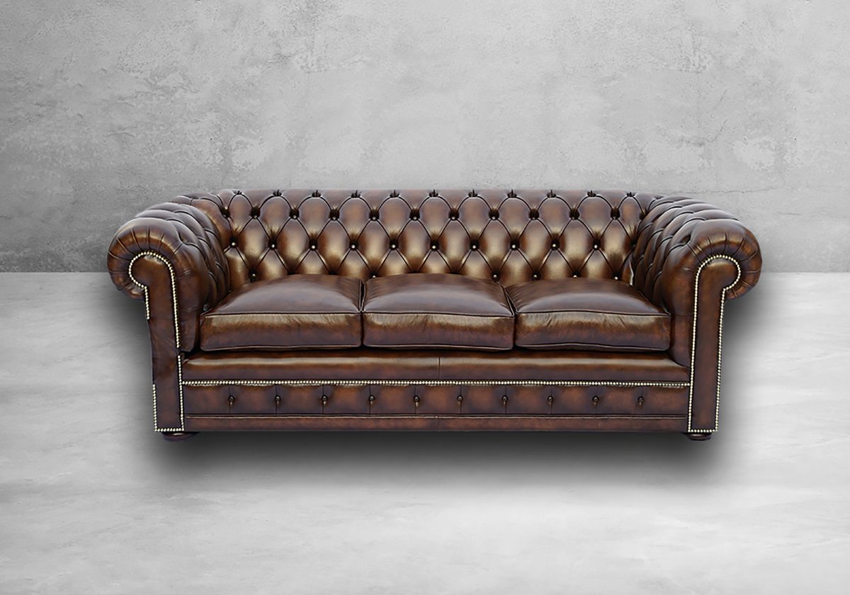 Drop Arm Chesterfield Sofa – Bild 7