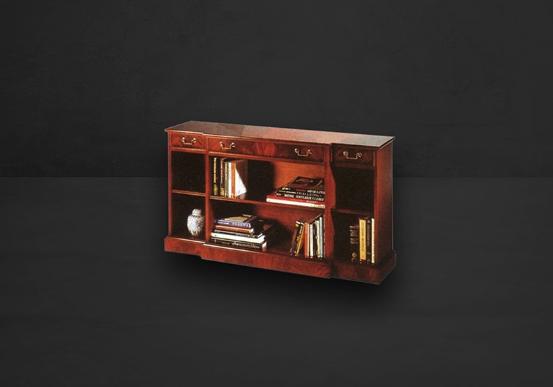 Regal mit Breakfront