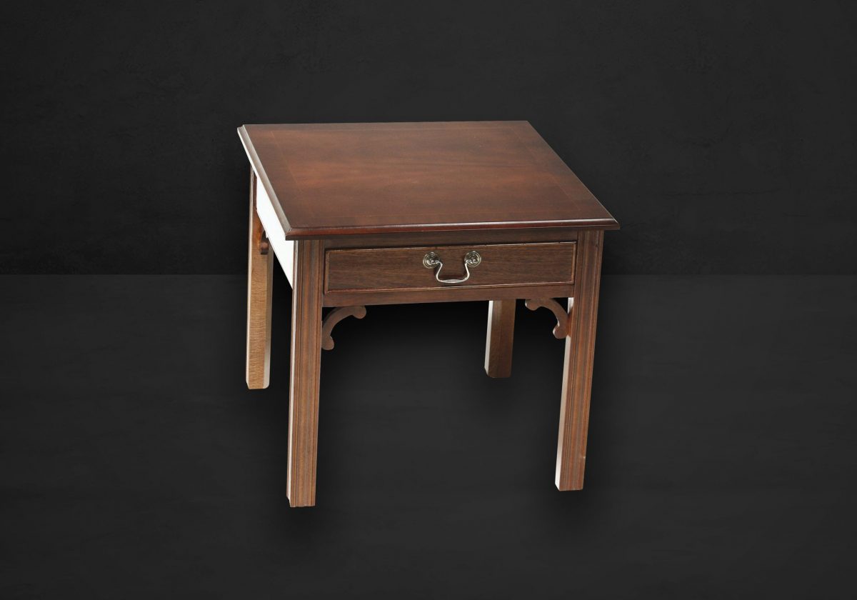 Couchtisch Chippendale in 4 Größen