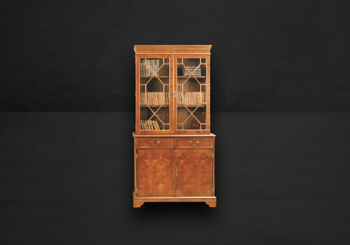 Bücherschrank Regency 2-türig