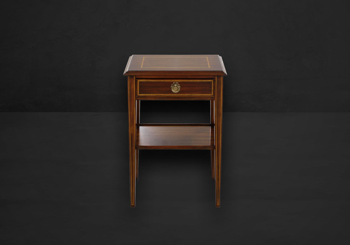 Lampentisch mit Schublade