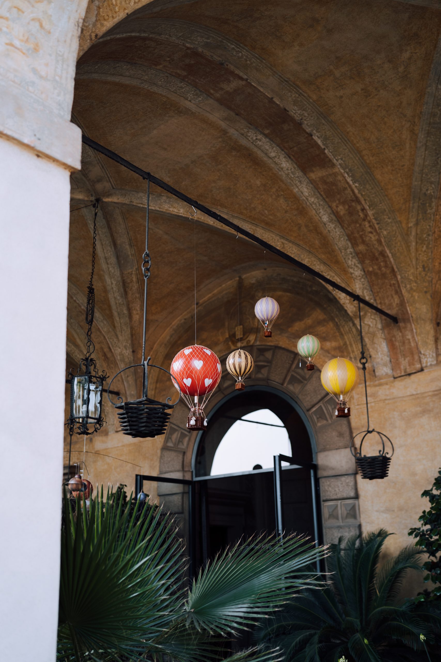 Authentic Models Balloon Orange – Bild 4