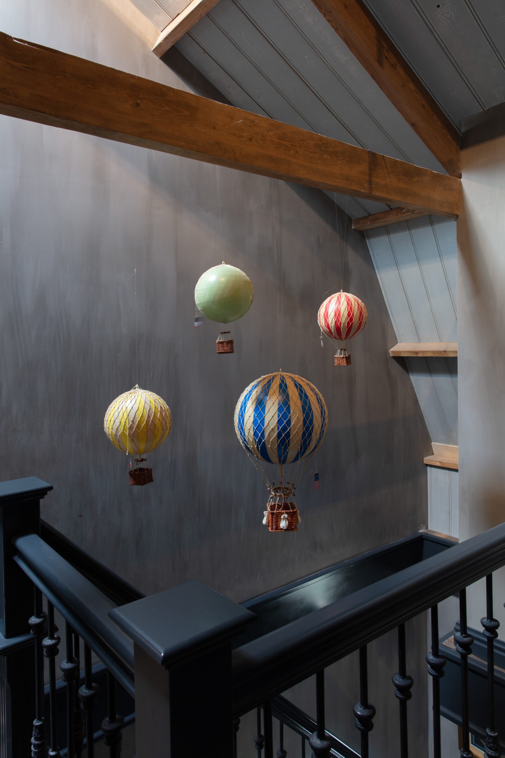 Authentic Models Balloon Gold Black – Bild 5