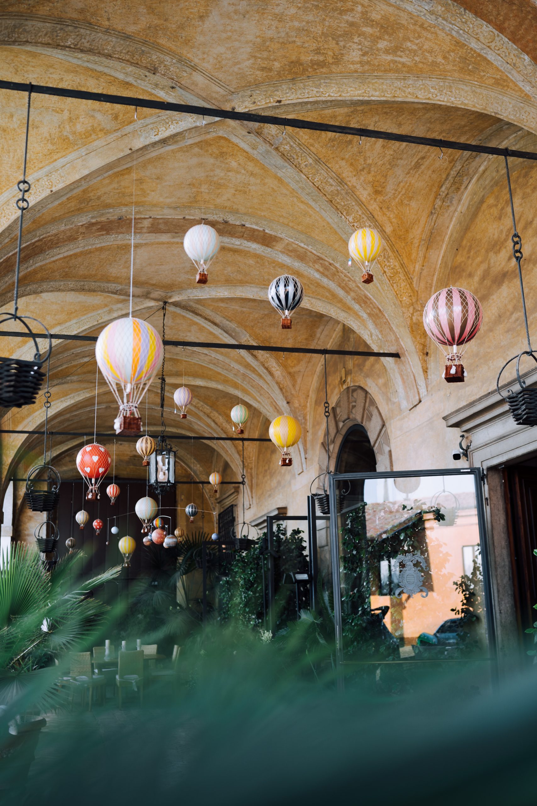 Authentic Models Balloon Orange – Bild 5