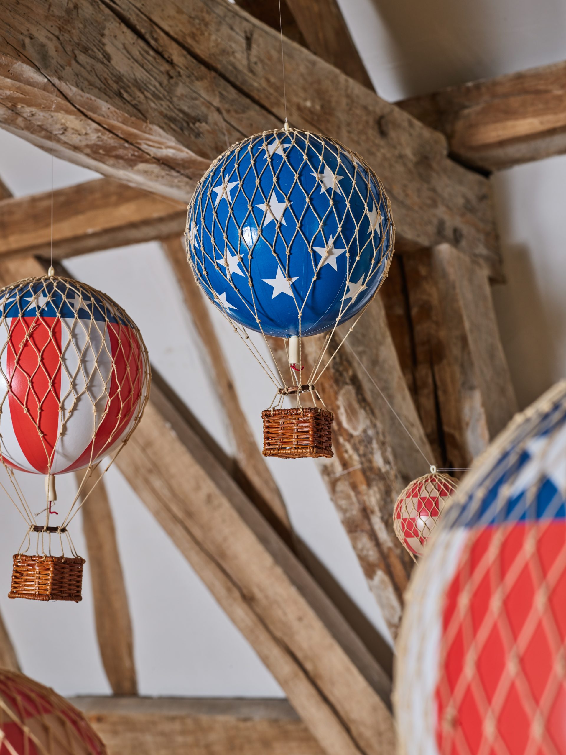 Authentic Models Balloon Blue Stars – Bild 6
