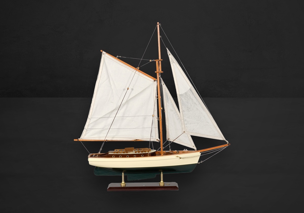 Authentic Models 1930 Classic Yacht Small – Bild 6